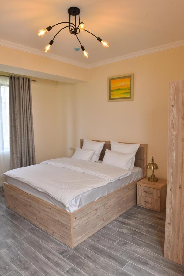 Altunyan Hotel Erivan Exterior foto