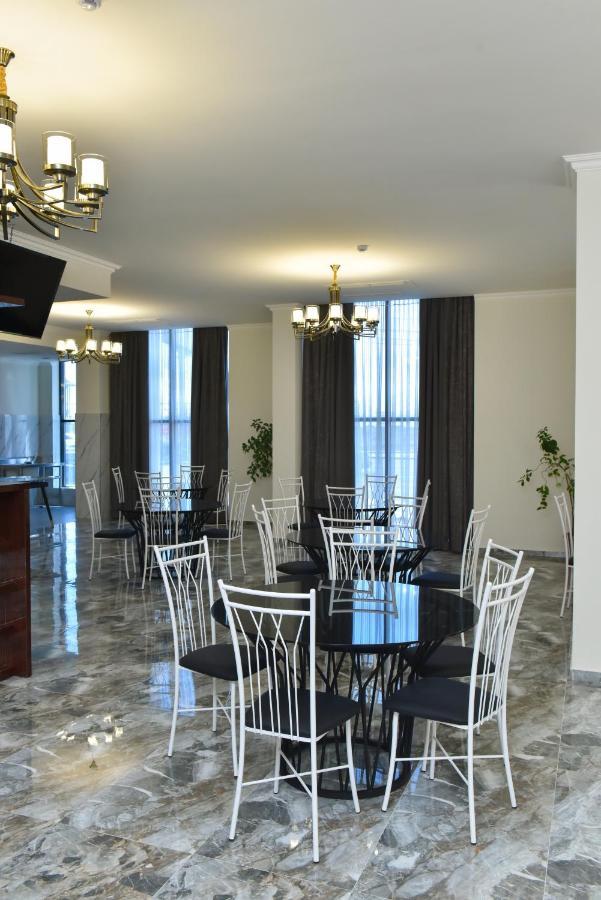 Altunyan Hotel Erivan Exterior foto